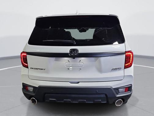 Platinum White Pearl 2023 Honda Passport EX-L