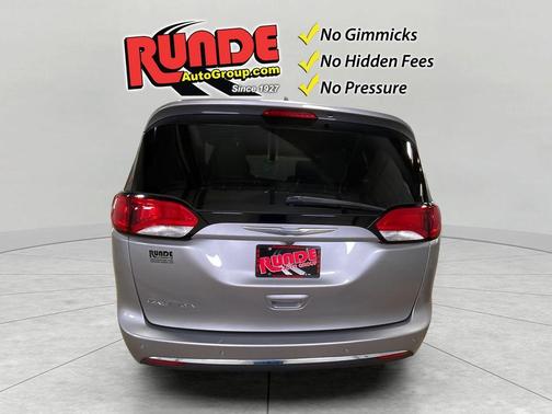 Silver 2017 Chrysler Pacifica Touring-L