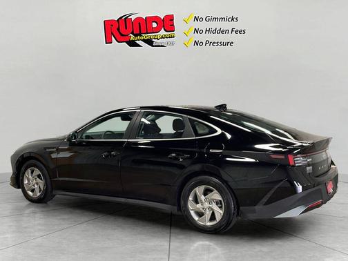 2025 Hyundai SONATA SE