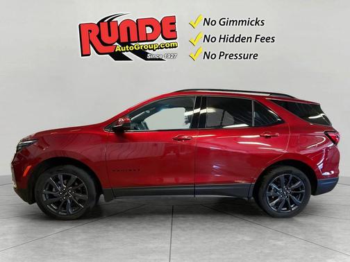 Red 2023 Chevrolet Equinox RS