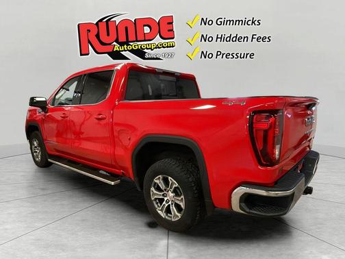 Red 2019 GMC Sierra 1500 SLE