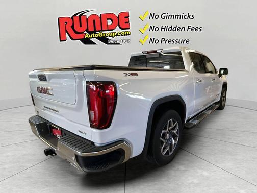 White 2025 GMC Sierra 1500 SLT