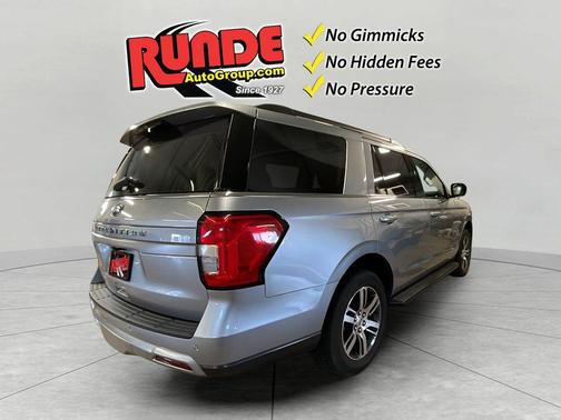 Silver 2024 Ford Expedition XLT