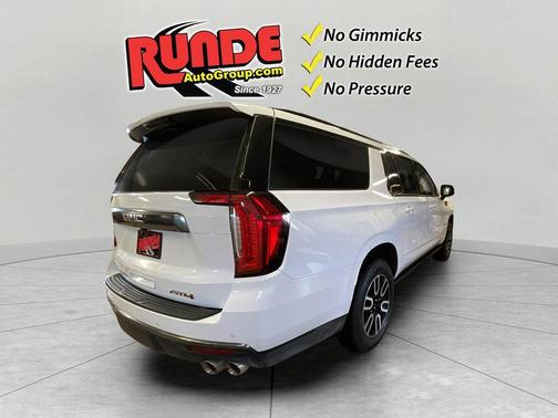 2023 GMC Yukon XL AT4