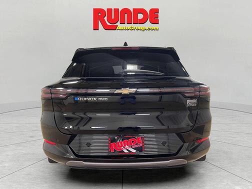 2024 Chevrolet Equinox EV LT