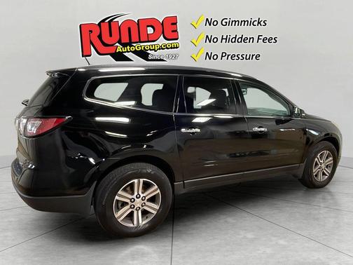 2017 Chevrolet Traverse 2LT