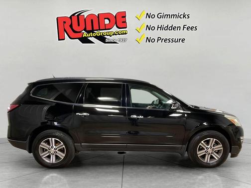 2017 Chevrolet Traverse 2LT