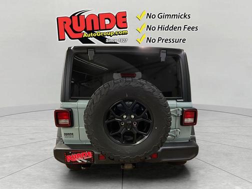 2024 Jeep Wrangler Sport