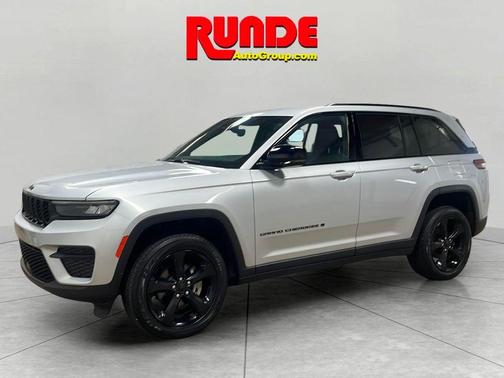 2024 Jeep Grand Cherokee Laredo