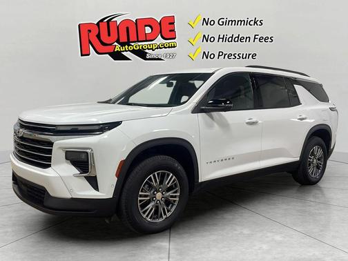 White 2024 Chevrolet Traverse LT