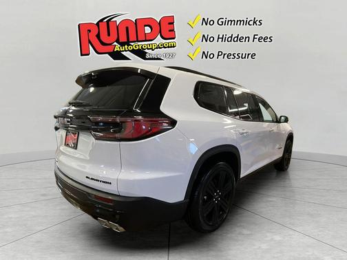 Summit White 2026 GMC Acadia Elevation