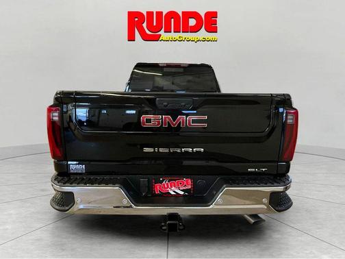 2025 GMC Sierra 2500 SLT