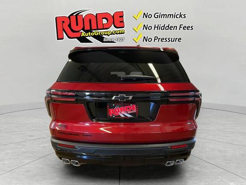 Radiant Red 2026 Chevrolet Traverse LT