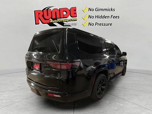 2023 Jeep Wagoneer Series II