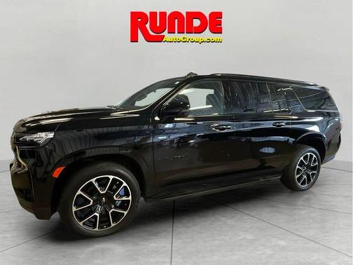2023 Chevrolet Suburban RST
