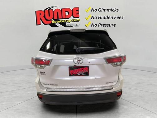 2016 Toyota Highlander 