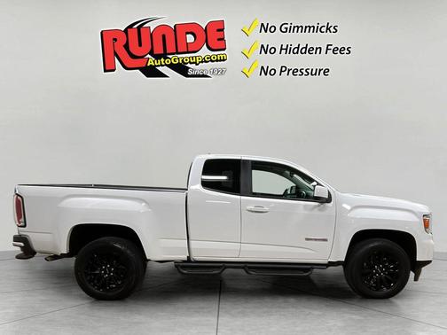 White 2022 GMC Canyon Elevation
