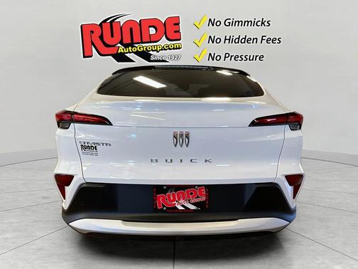 Summit White 2026 Buick Envista Preferred