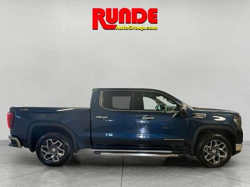 2022 GMC Sierra 1500 SLT