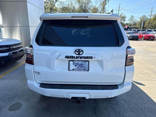 2021 Toyota 4Runner SR5