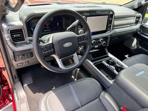 2025 Ford F-250 Platinum