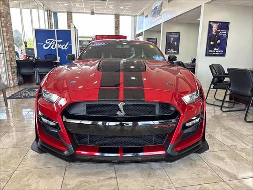 2021 Ford Shelby GT500 Base