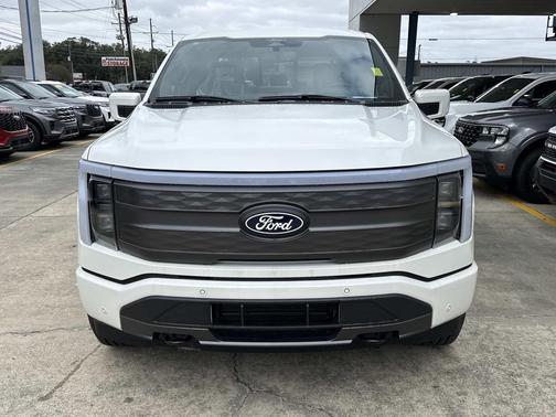 2025 Ford F-150 Lightning LARIAT