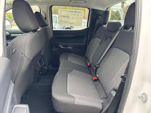 Oxford White 2025 Ford Ranger XLT