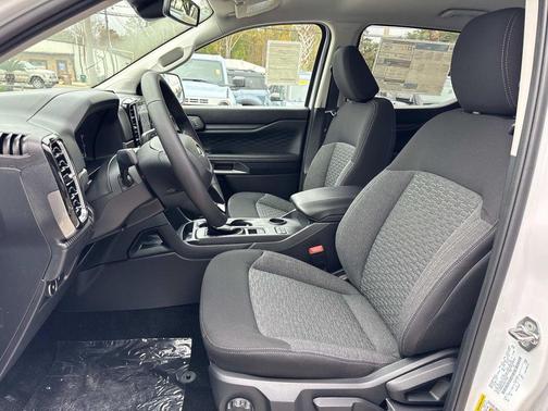 Oxford White 2025 Ford Ranger XLT