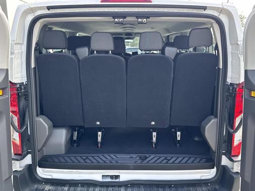 2022 Ford Transit-350 XLT