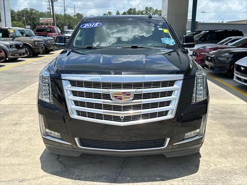 2018 Cadillac Escalade Luxury