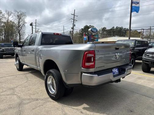 2023 RAM 3500 Laramie Crew Cab 4x4 8' Box