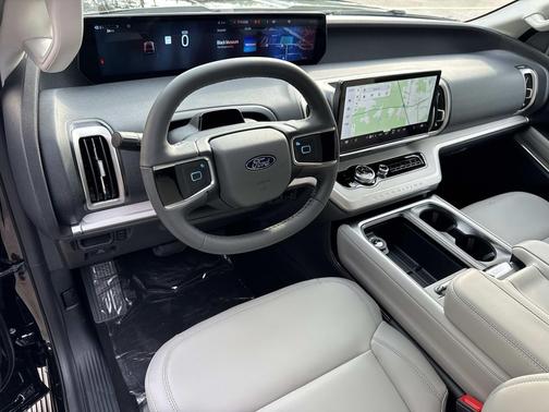 2026 Ford Expedition Max Active 4x2