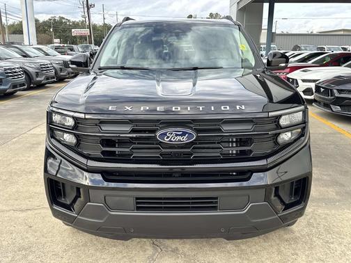2026 Ford Expedition Max Active 4x2