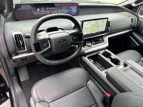 Agate Black Metallic 2026 Ford Expedition Max Platinum