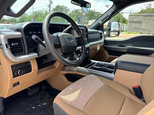 2025 Ford F-250 XLT