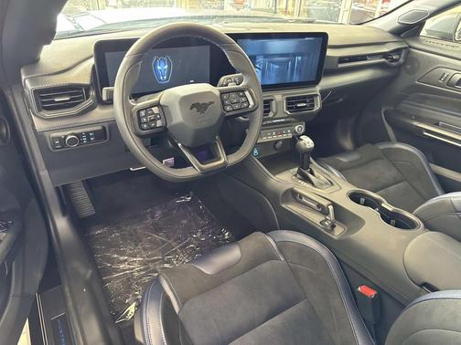 2025 Ford Mustang Dark Horse Fastback