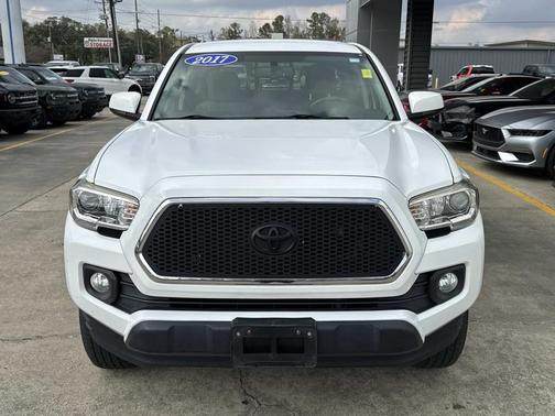 2017 Toyota Tacoma SR5