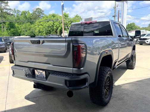Sterling Metallic 2025 GMC Sierra 2500 AT4