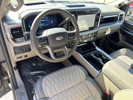 2026 Ford F-250 Platinum