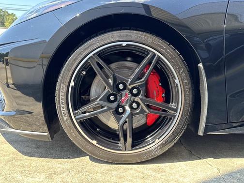 2023 Chevrolet Corvette Stingray w/3LT