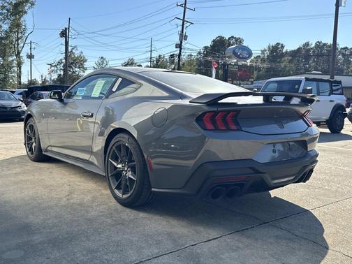 2025 Ford Mustang Dark Horse Fastback