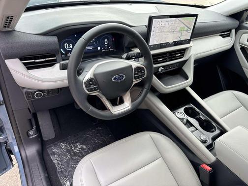 Vapor Blue Metallic 2026 Ford Explorer Active
