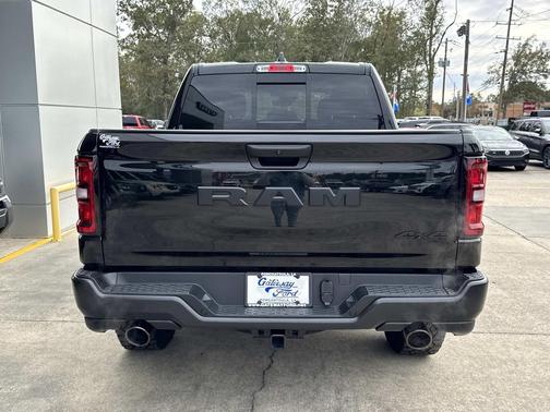 2025 RAM 1500 Warlock Crew Cab 4x4 5'7' Box