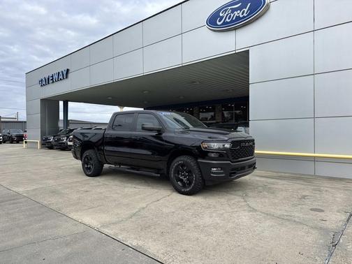 2025 RAM 1500 Warlock Crew Cab 4x4 5'7' Box