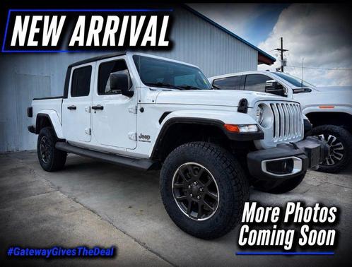 Bright White Clearcoat 2021 Jeep Gladiator Overland