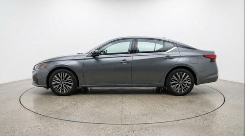 Gun Metallic 2025 Nissan Altima SV FWD