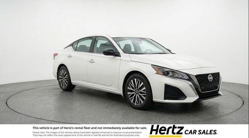 Glacier White 2025 Nissan Altima SV FWD