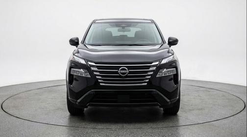 Super Black 2025 Nissan Rogue SV