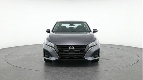 Gun Metallic 2025 Nissan Altima SV FWD